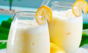 pineapple milk kefir smoothie